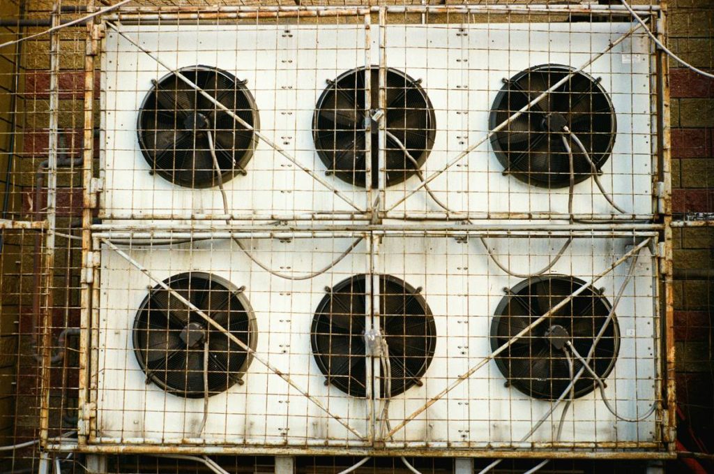 Air Curtain With Heat: 7 Proven Ways to Avoid Costly Outdoor Comfort Mistakes